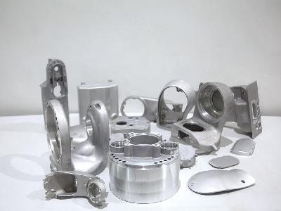 Von Eisenguss über Stahlguss zu Aluminiumguss bis zu hin zu Schmiedeteilen: Grenzebach fertigt hochqualitative, industrielle Gussteile für technische Anlagen aus sämtlichen Werkstoffen