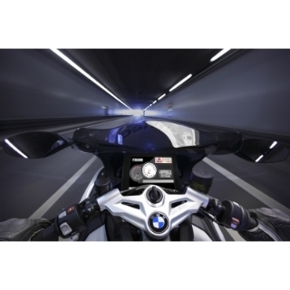 BMW Motorrad ConnectedRide - Fahrzeug-zu-Fahrzeug-Kommunikation: Schlechtwetterwarnung