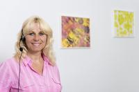 Gibt kompetent Antwort auf alle Fragen an die Verwaltung: Andrea Rheinnecker, Mitarbeiterin des regionalen 115-Service-Centers in Ludwigshafen, Foto: Stadt Ludwigshafen am Rhein