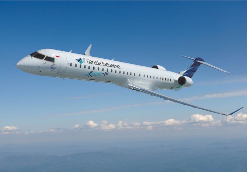Bombardier_CRJ1000.jpg