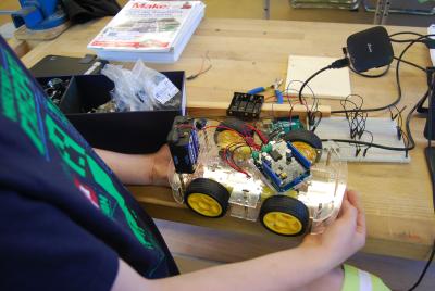 Beim Hackathon des explorhino ließen die Jugendlichen ihrer Kreativität freien Lauf / Fotohinweis: © explorhino | Dr. Erika Lahnsteiner