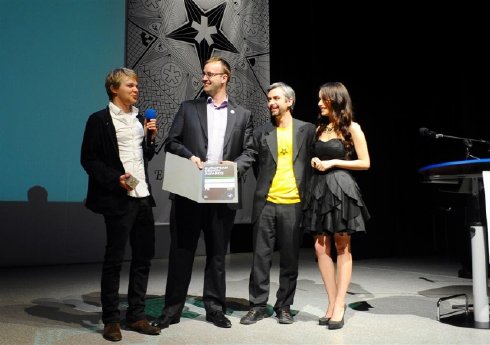 v.L. Jakob Schneider (KD Köln), Marc Stickdorn (MCI), Demetrios Fakinos (Managing Director .jpg