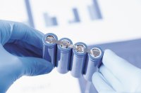 Smartphones, Notebooks und Elektroautos gehören zum modernen Alltag. Wir bei ProMinent helfen unseren Kunden dabei, das Anodenmaterial für die Akkus dafür herzustellen.