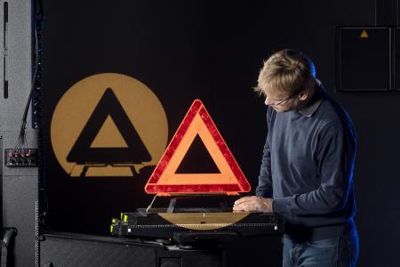 Prüfung Warndreieck