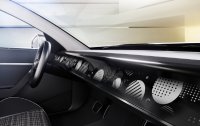 Viel Platz für Personalisierung: Das E Ink-Trimline-Display erstreckt sich über die gesamte Breite des Fahrzeugcockpits.