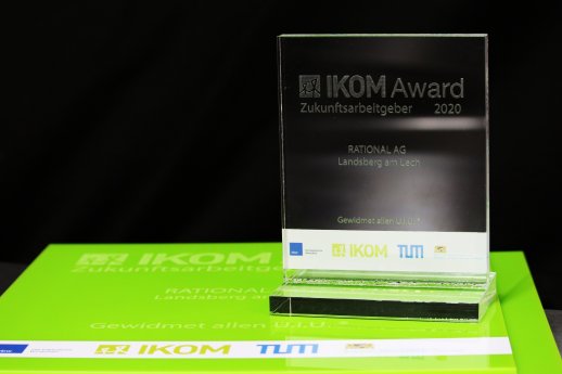 iKOM Award.jpg