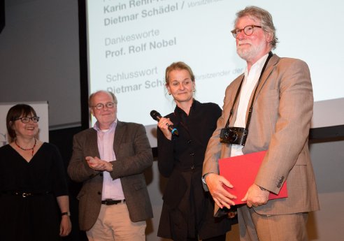 Dr. Erich Salomon Preis 2016_v.l. Elke Nobel, Michael Ebert, Karin Rehn-....jpg