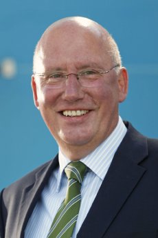Professor_Michael_Schenk.jpg