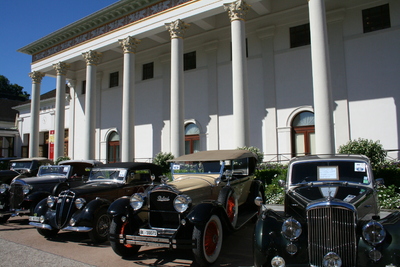 350 Oldtimer aus Europa