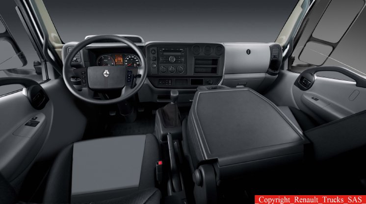 Renault_Trucks_D_2m_Cab_2.JPG