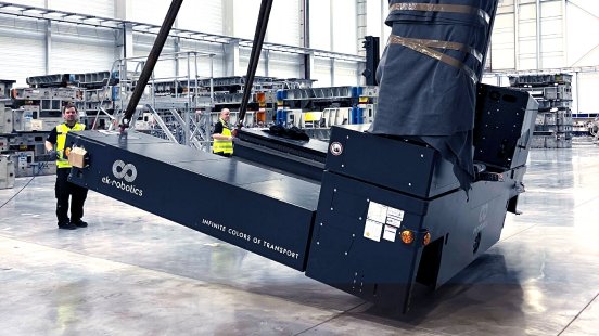 02-ek-robotics-Schwertransport-CUSTOM-MOVE_rgb_web.jpg