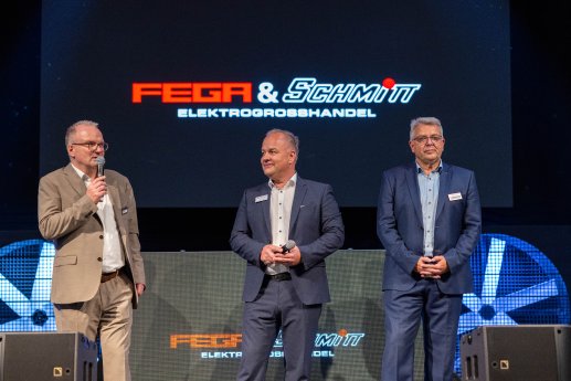 FEGA & Schmitt verbindet sämtliche Bereiche der Elektrobranche._vlnr. Bernd Eberlein, Dirk Schin.jpg