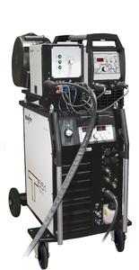 Das mobile System für wirtschaftliches manuelles WIG-Heißdraht-Schweißen: Inverter-Stromquelle Tetrix, Drahtvorschub Tetrix Drive, kleine Stromquelle zum Vorwärmen des Zusatzdrahtes.... (Foto: EWM)
