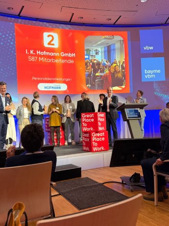 Auszeichnung Platz 2 Bayerns Beste Arbeitgeber.jpeg