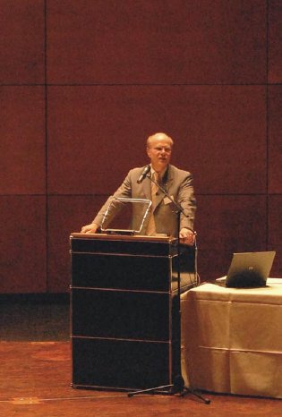 Christoph Pliete Vorstand d.velop.JPG