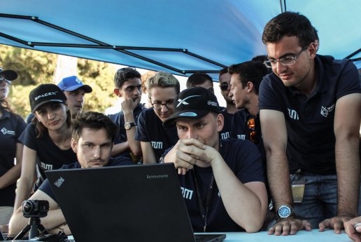 2017-08-31_warr-hyperloop-team_2.jpg
