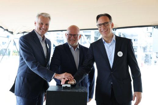 VLNR_Frank-Wittchen_Minister-Crucke_Marc-Spieker_PM.jpg