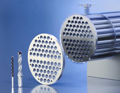 The front tube plate of a heat exchanger has a large number of bores. Thanks to drills with Tritan geometry from MAPAL, machining is significantly improved in terms of economy, precision and performance.
