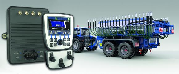 Jetter bietet Steuerungen und Bediengeräte für intelligente Landtechnik / Bildquelle: Jetter AG