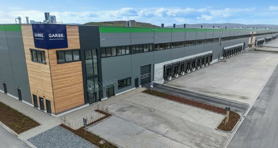 Logistikneubau in Salzgitter_Seitenansicht_© Garbe Industrial.jpg