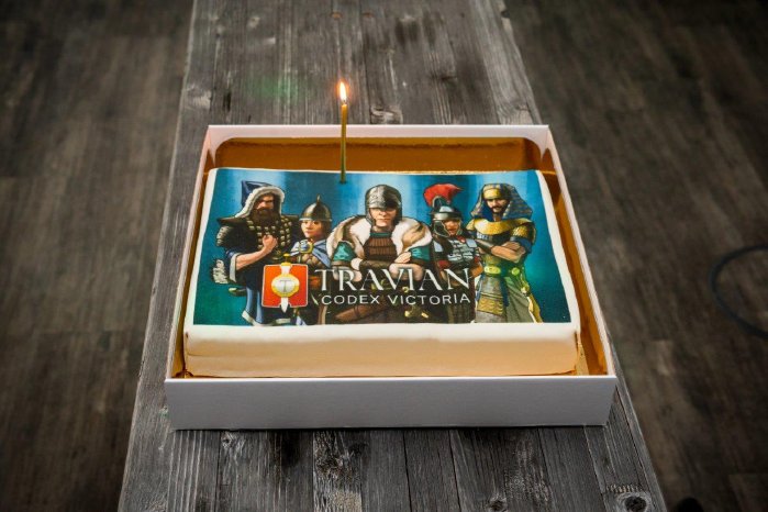 Travian_Legends_15_years_Birthday_Cake.jpg