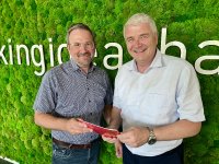 v.l.n.r.: Patrick Kern (Avaya Deutschland), Bruno Schmed (T&N)