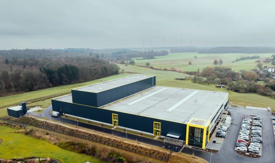 Blick auf das neue Service Center von Kärcher in Ahorn.jpg