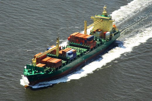 Die gesamte Ahrenkiel-Flotte wird mit der DNV GL ShipManager Software ausgestattet.jpg