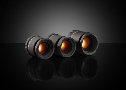 Edmund-Optics-waterproof-TECHSPEC-Cw-Series-Fixed-Focal-Length-Lenses.jpg