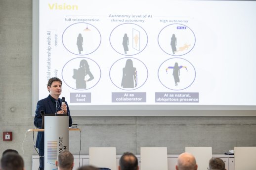 Office Eröffnung ASSIST Software GmbH 2.jpg