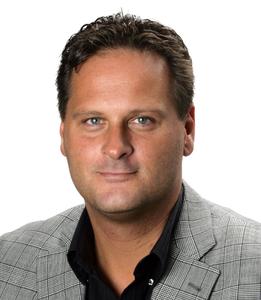Richard Spitz, Bereichsleiter Corporate Publishing der WEKA MEDIA PUBLISHING, bringt im April das DMAX MAGAZIN an den Kiosk