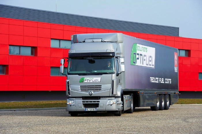Renault_Trucks_all_for_fuel_eco.jpg
