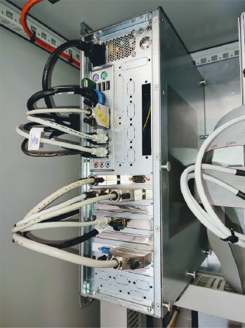 IPC im Schaltschrank.jpg