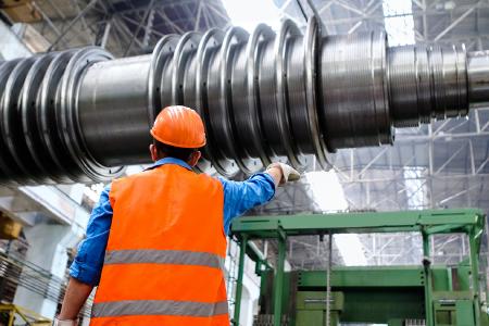 Großskalige Produkte: Ob und wie sich die Herstellung automatisieren lässt, besprechen die Mitglieder des Arbeitskreises XXL-Produkte beim nächsten Treffen. (Foto: Kateryna Babaieva / Pexels)
