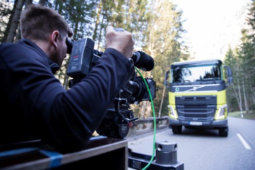VOLVO Trucks_Heimatfilm (3).jpg