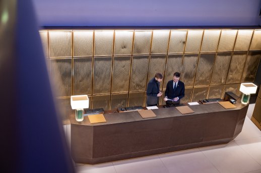 0962_SIDE_HH_employer_branding_Jan_2023-2.jpg