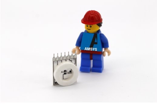 ME800_mit_Lego_Superman_und_AMSYS-A_retuschiert.jpg