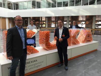 v. l. n. r.: Miklos Lörinczi-Karn (KUKA), Simon Kastenhuber (KUKA), Mathias Otto (Empolis), Heino Däkena (Empolis)