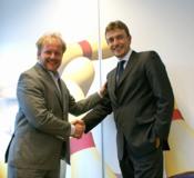From left to right: Bernard Gosselink CFO Sahara Benelux; Fabrizio del Maffeo, Sales Director iServices Advantech Europe