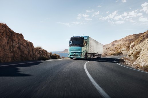 volvo-fh-aero-electric-extended-range.jpg