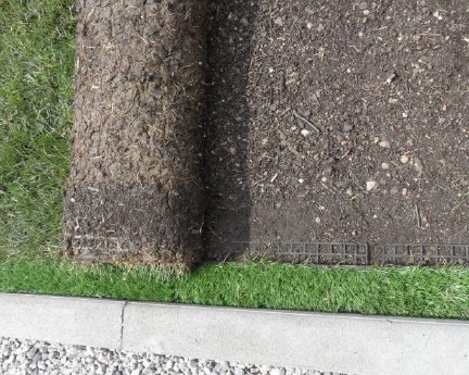 2017-07-27_grasscalm_turf-lock_in-use-cd3c6713.jpg