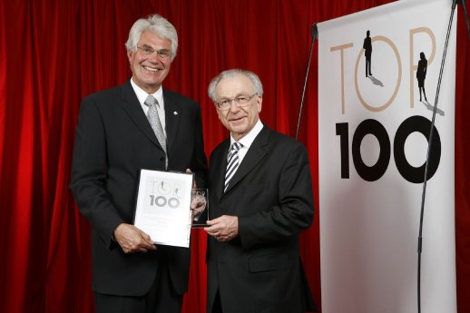 Pressefoto Verleihung Top 100.jpg