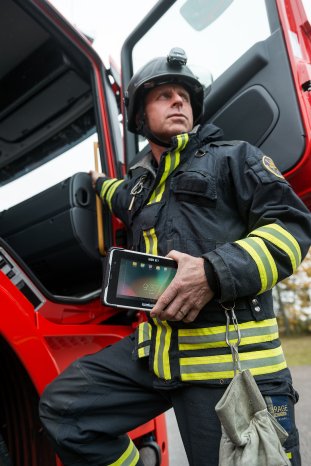 ALGIZ-RT7-rugged-Android-tablet-public-safety.jpg