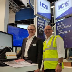 Martin Zappe und Jens Bußjäger auf der itsa18Martin Zappe (re.) und Jens Bußjäger von Achtwerk GmbH & Co. KG im Gespräch über das IT-Sicherheitsprodukt IRMA