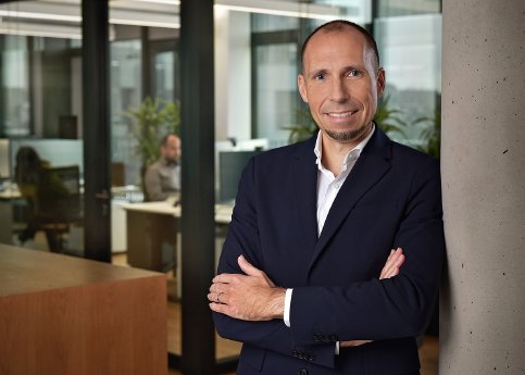 Christoph Herrnkind_Pressefoto 3.jpg