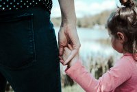 UNICEF unterstützt Familien, die aus der Ukraine fliehen mussten. (Symbolbild)