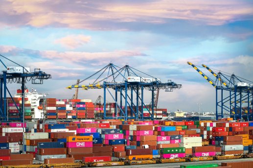 Container_Los_Angeles_Foto_Barrett_Ward_unsplash.jpg
