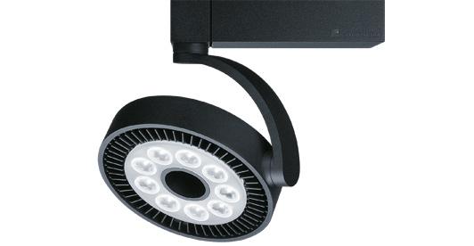 Das LED-Strahlersystem Discus Evolution beeindruckt mit minimalistischem Design und großer Effizienz