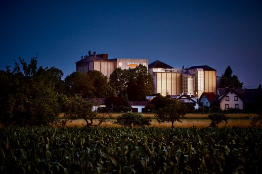 Rubin_Mühle_Gebäude_Ost_Nacht.jpg
