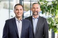 Managing Director Stefan Börsig (right) and Sales Director Thomas Engler (left) are very satisfied with the record result in fiscal year 2021.
